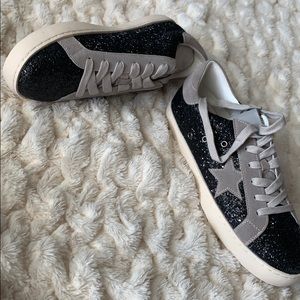 Black glitter tennis shoes